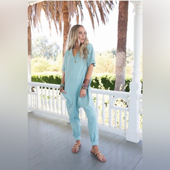 HP🏝️ 1 & Done Harem Short Sleeve Jumpsuit w/Pockets NWT - Picture 7 of 10